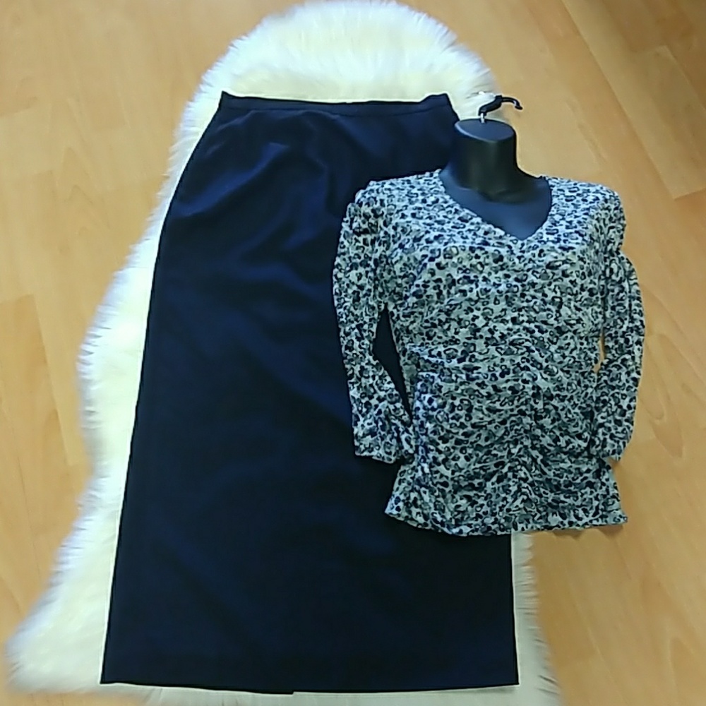 Worthington Navy 8P Maxi Skirt